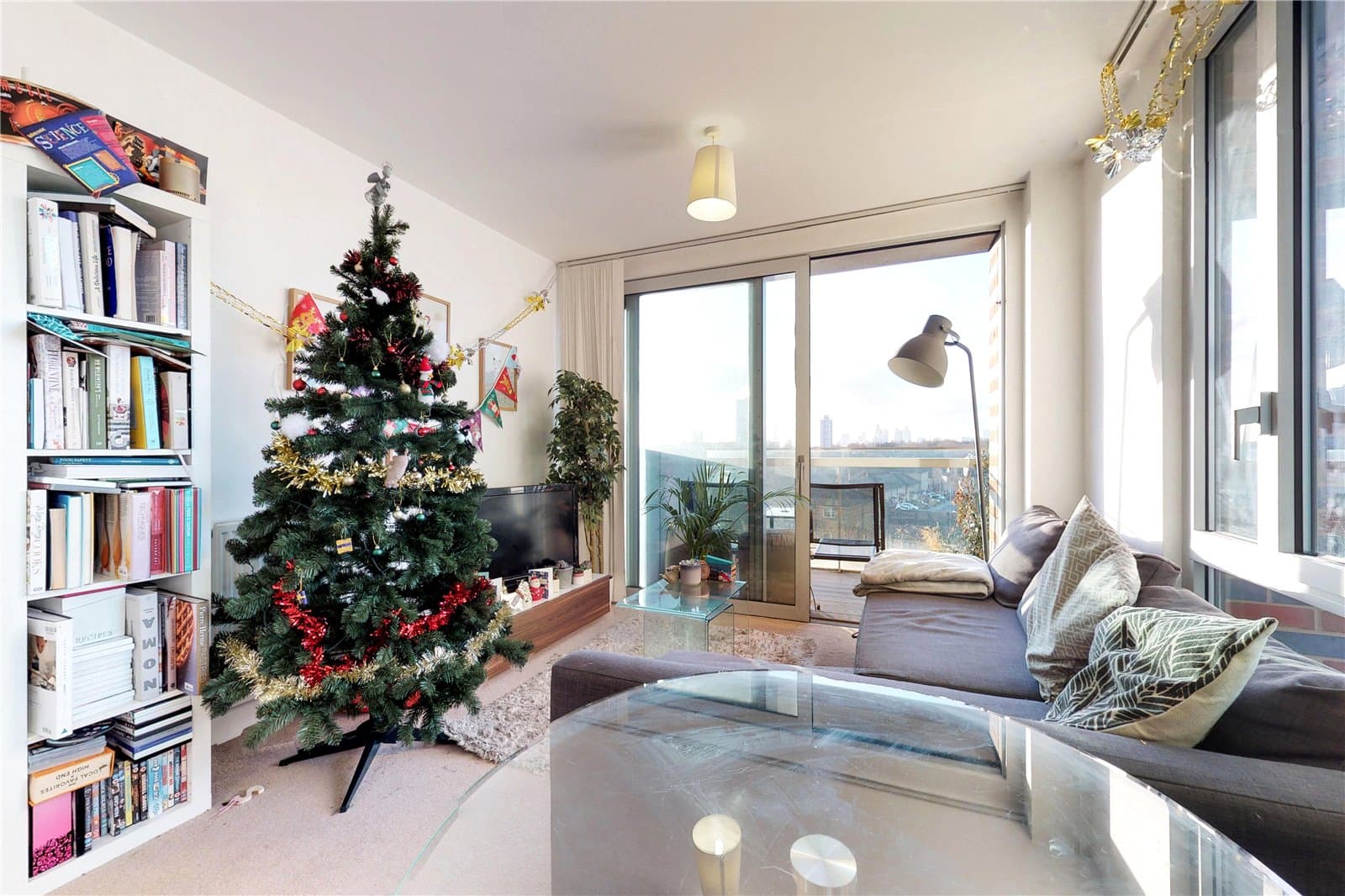 Devons Road, London, E3 3BF