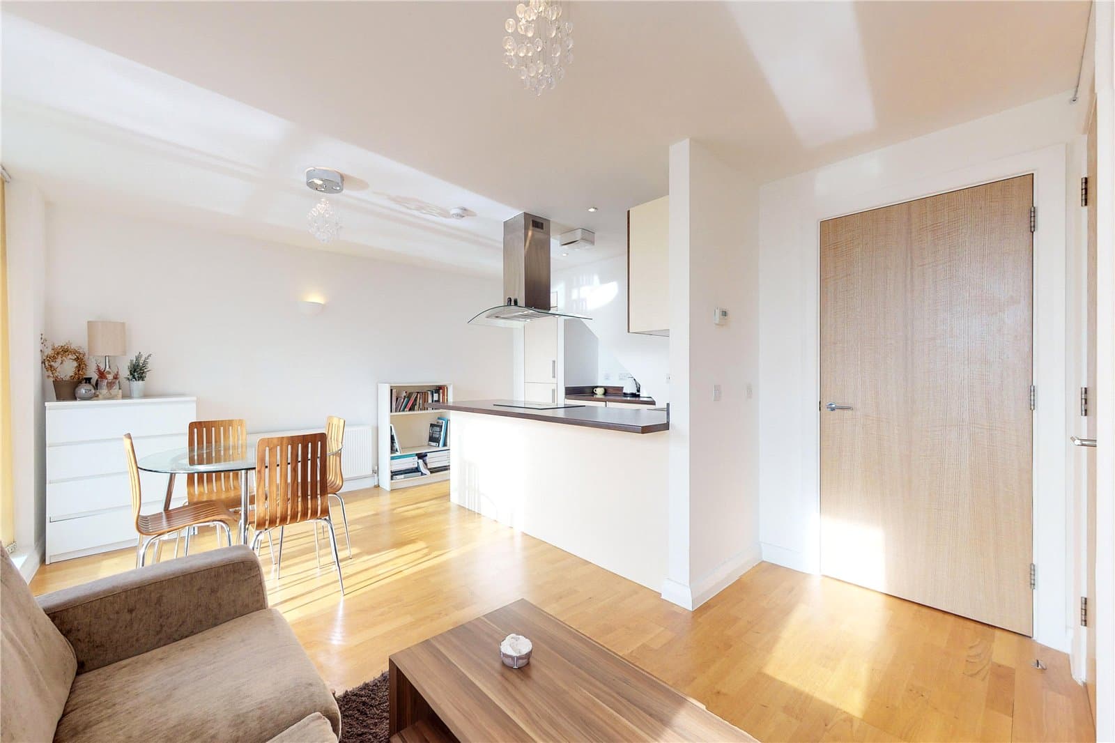 6 Ursula Gould Way, London, E14 7FX