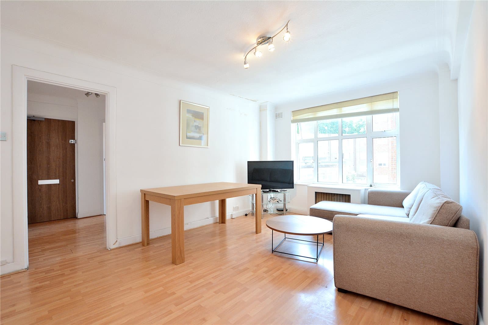 Edgware Road, London, W2 2QJ