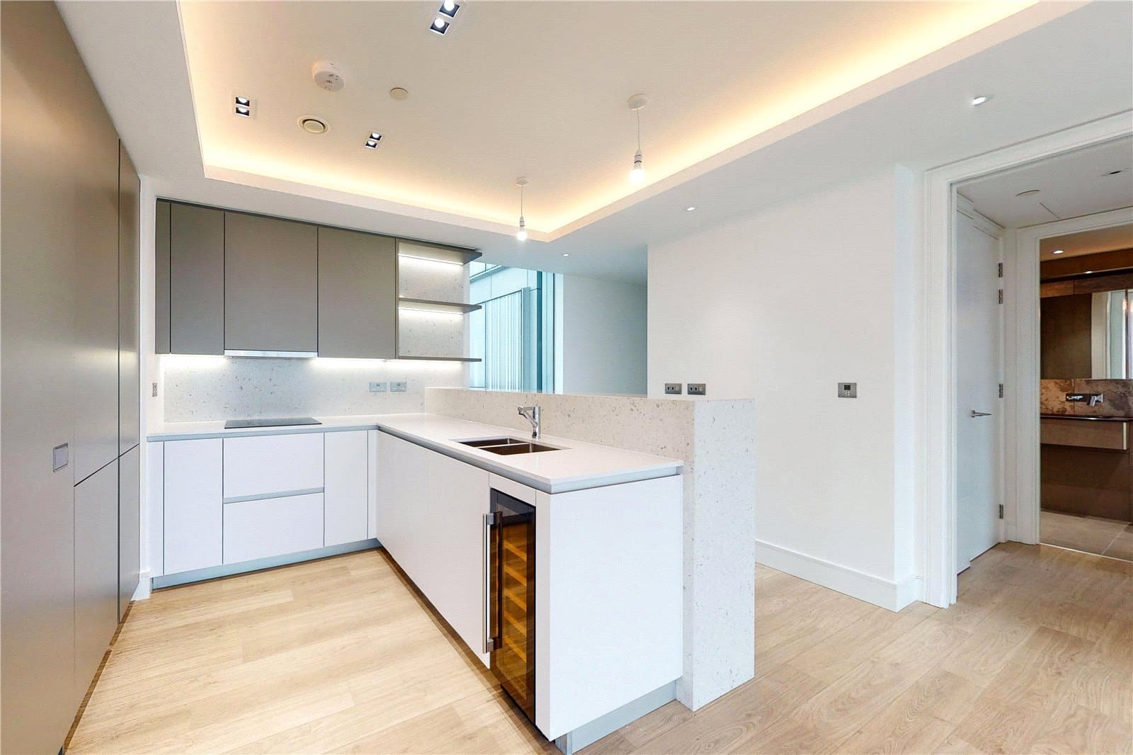 250 City Road, London, EC1V 2QQ
