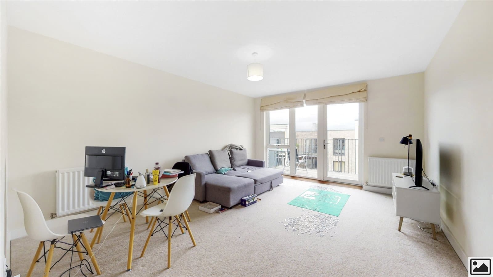 1 Guardian Avenue, London, NW9 4AW