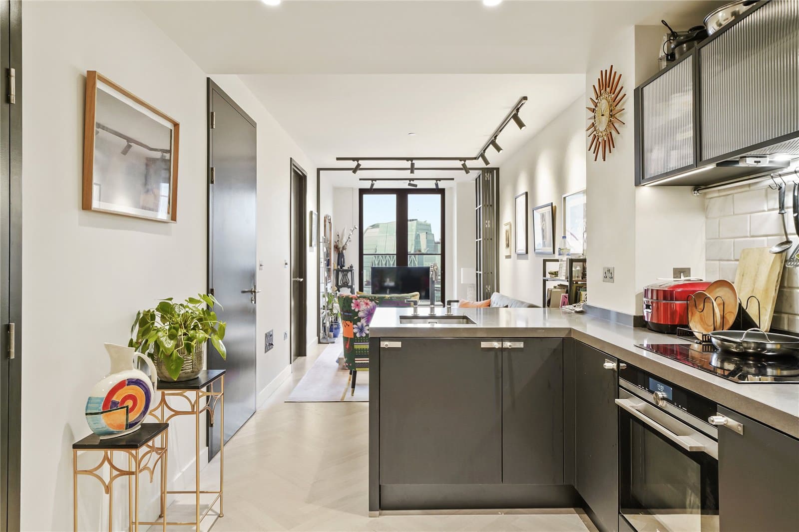 19 Sun Street, London, EC2A 2FJ