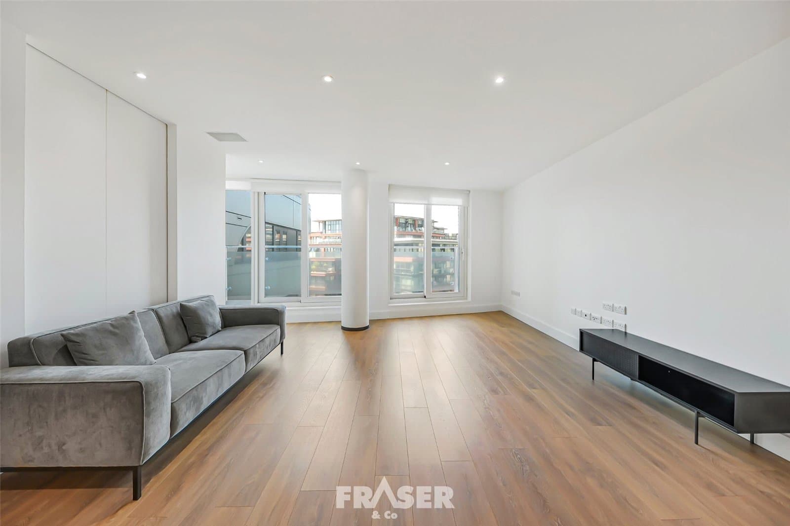 Praed Street, Paddington, London, W2 1AL