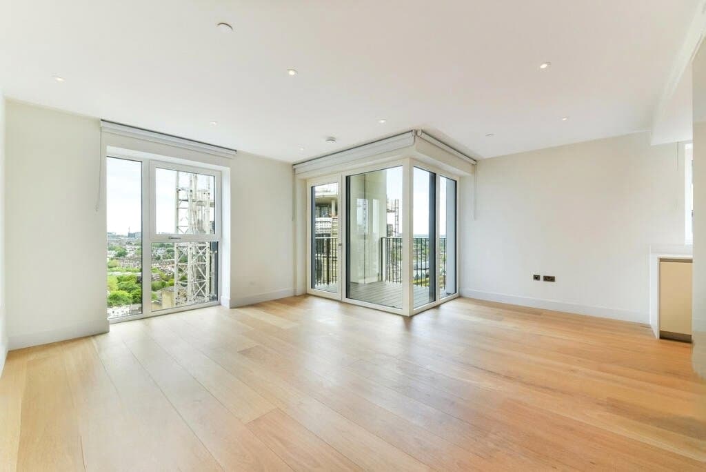 Parkside Apartments, Cascade Way, London, W12 7RE