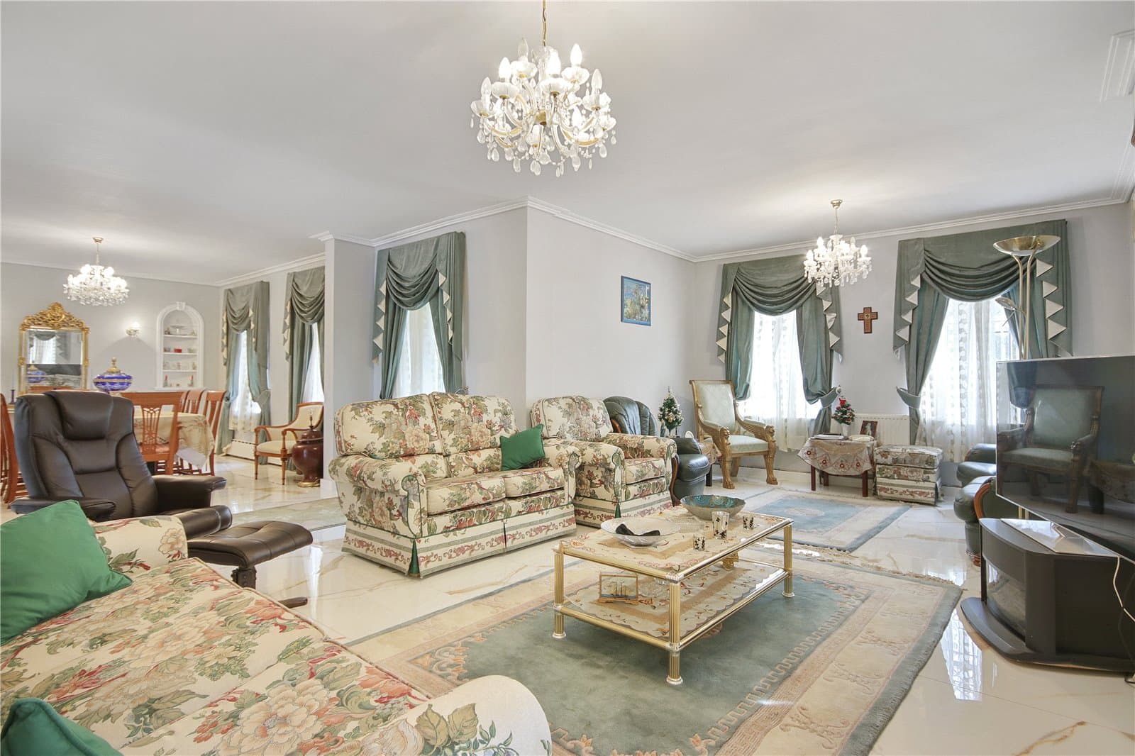 Holne Chase, London, N2 0QG