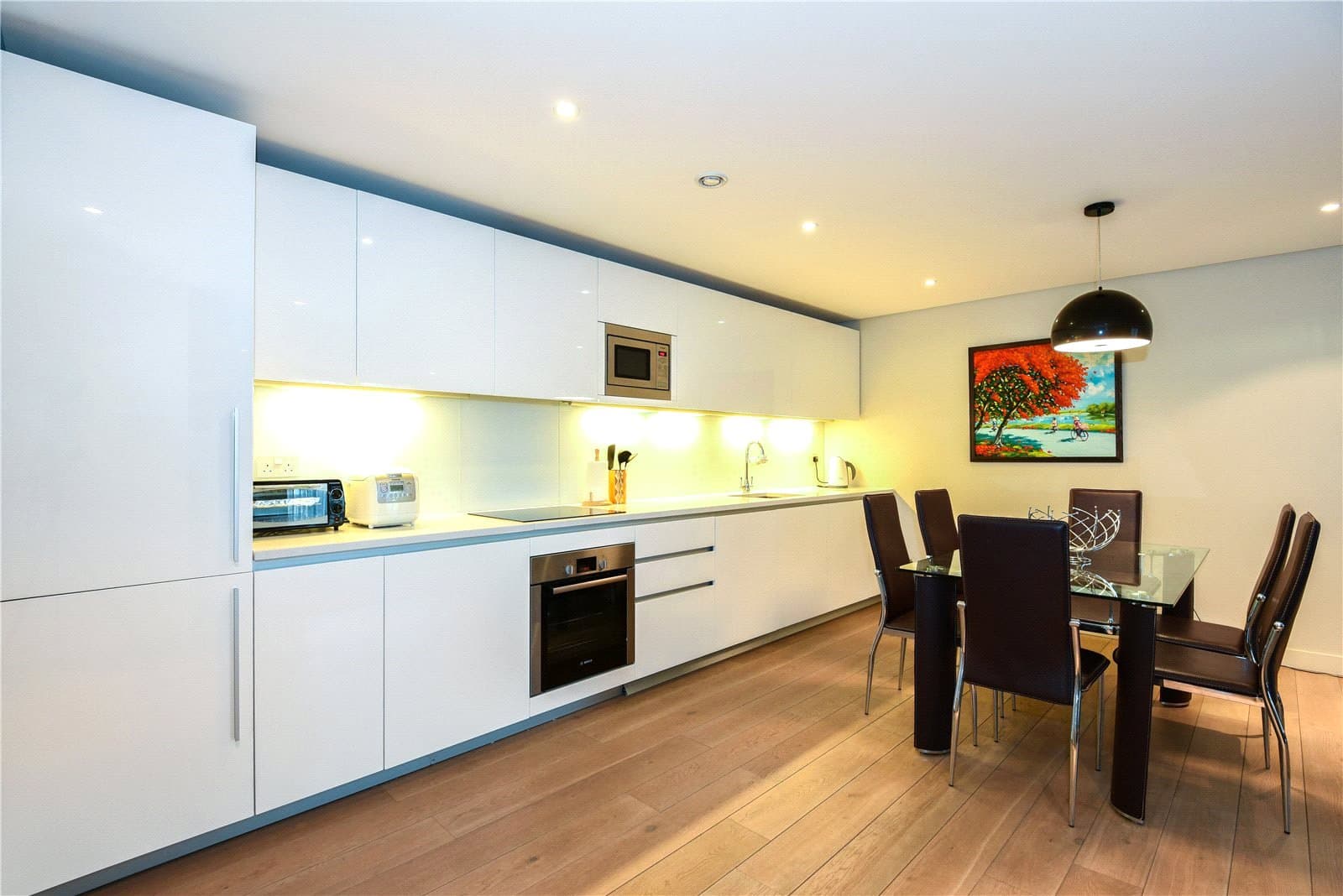 Merchant Square East, Paddington, London, W2 1AN