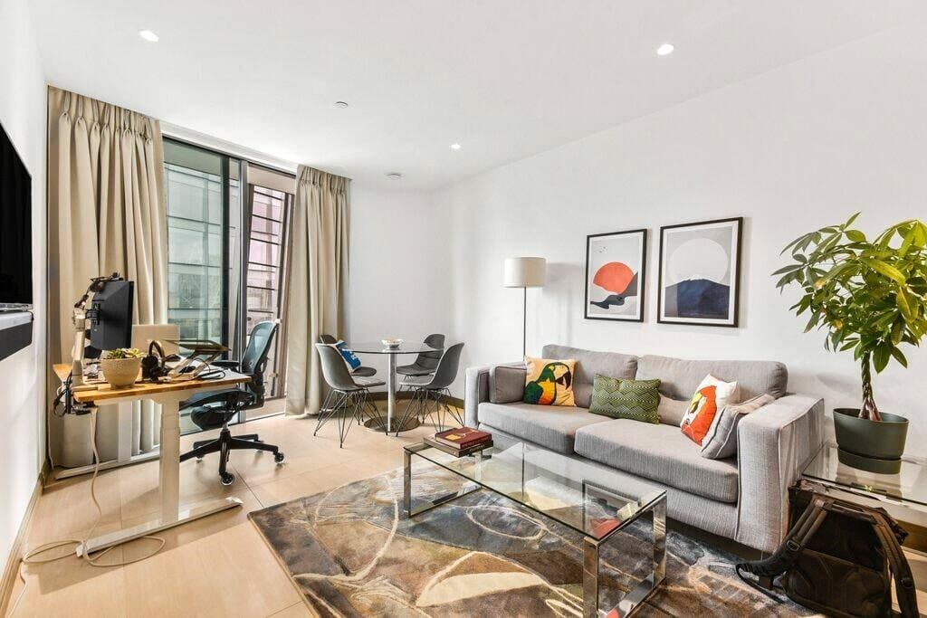 1 Blackfriars Road, London, SE1 9GD