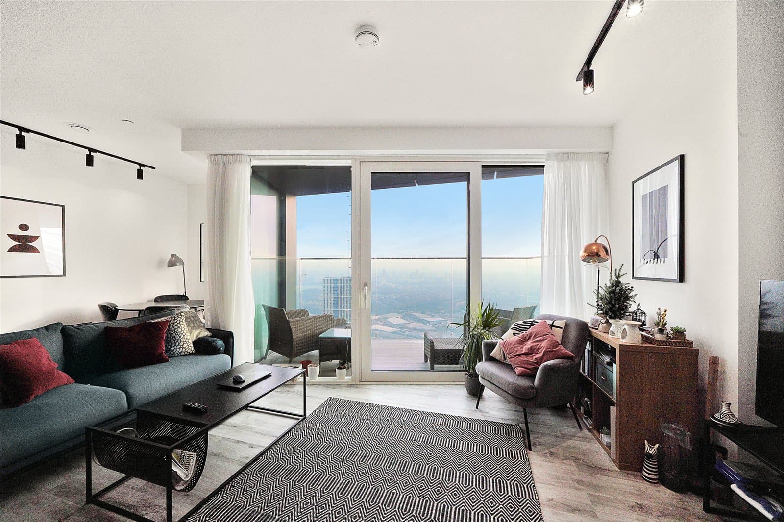 8 Portal Way, London, W3 6EF