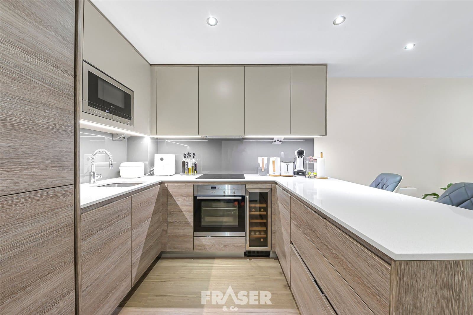 6 East Drive, London, NW9 5ZG