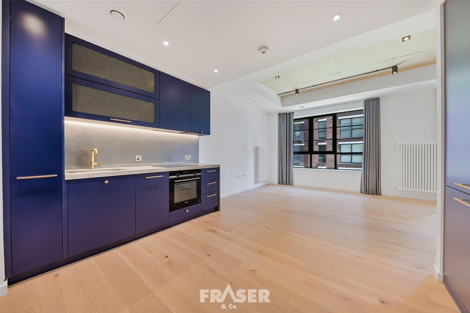 Goodluck Hope, Orchard Place, London, E14 0JZ