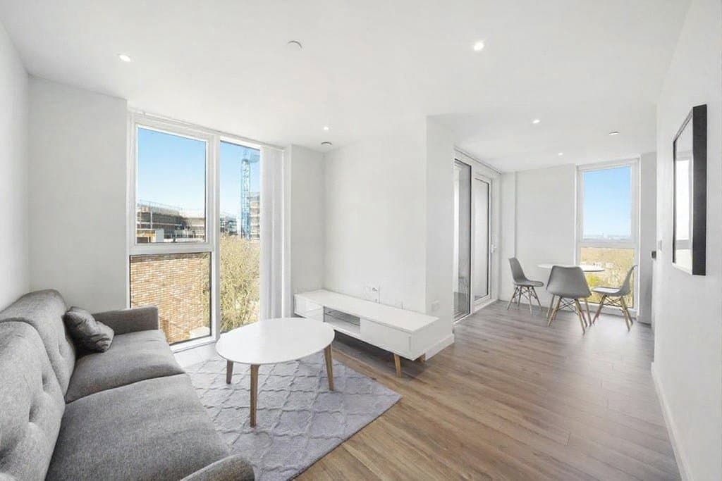 Woodberry Down- The Nature Collection, Finsbury Park, London, N4 2BA