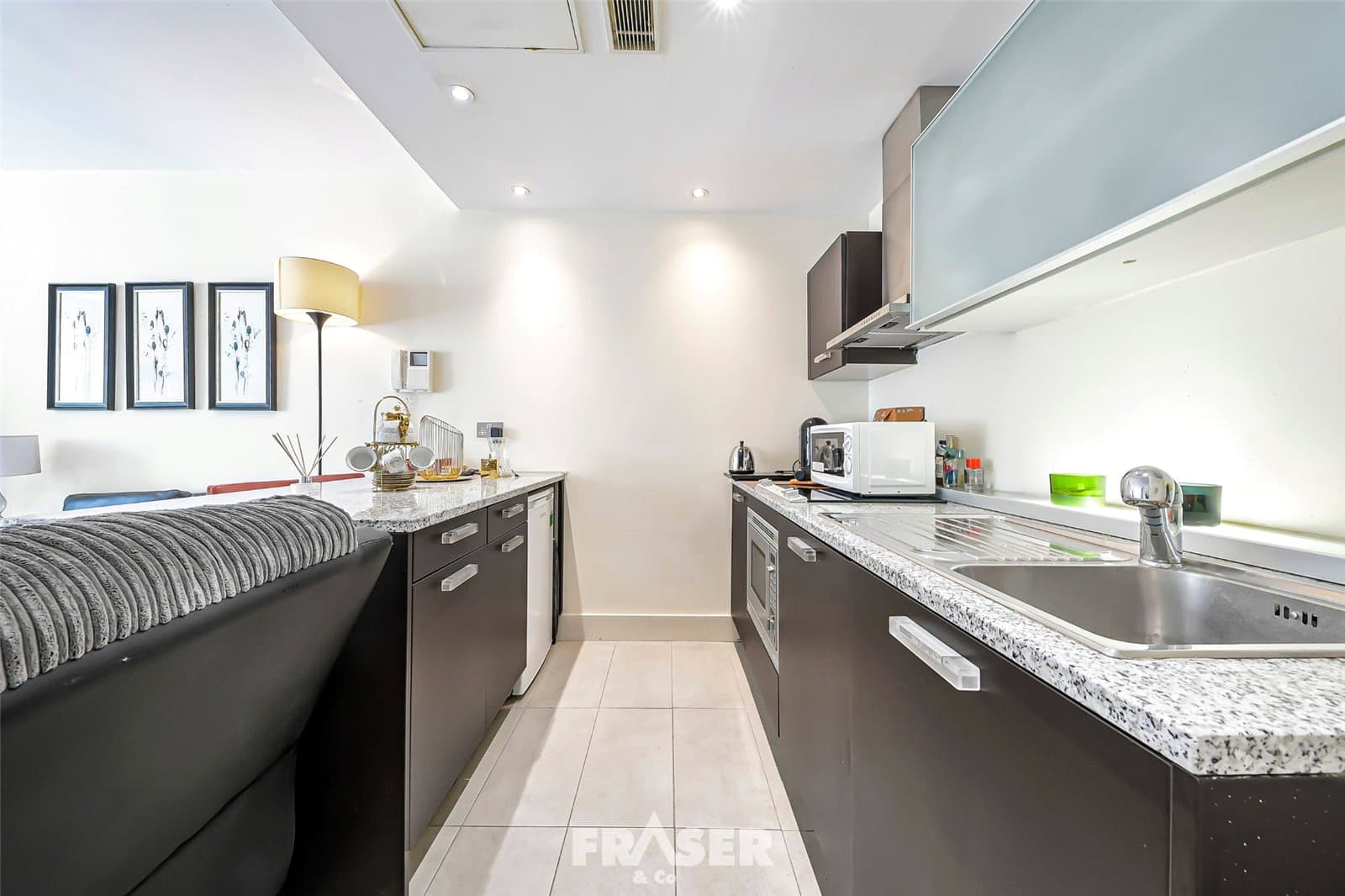 2 Praed Street, Paddington, London, W2 1JL