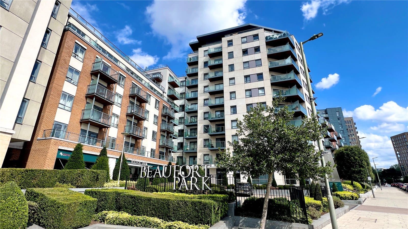 22 Aerodrome Road, London, NW9 5WZ