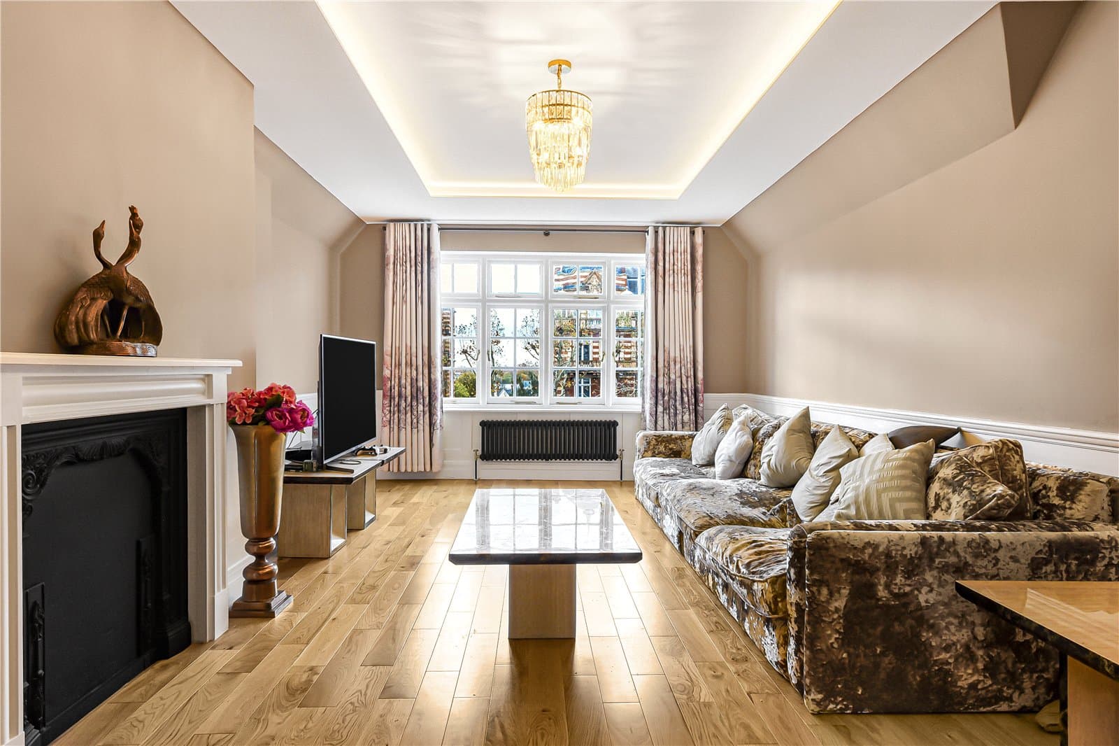 St Johns Wood, London, NW8 8HT