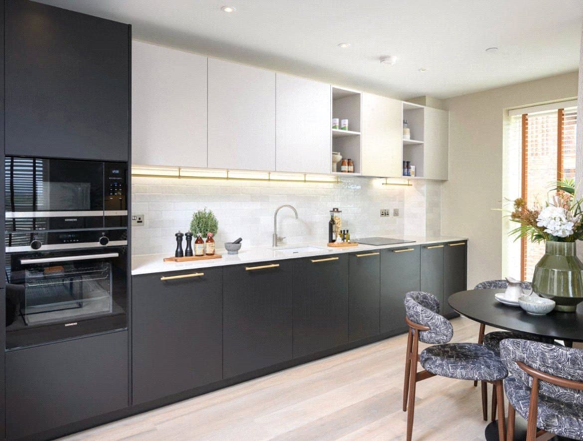 1 Mary Neuner Road, London, N8 0ES