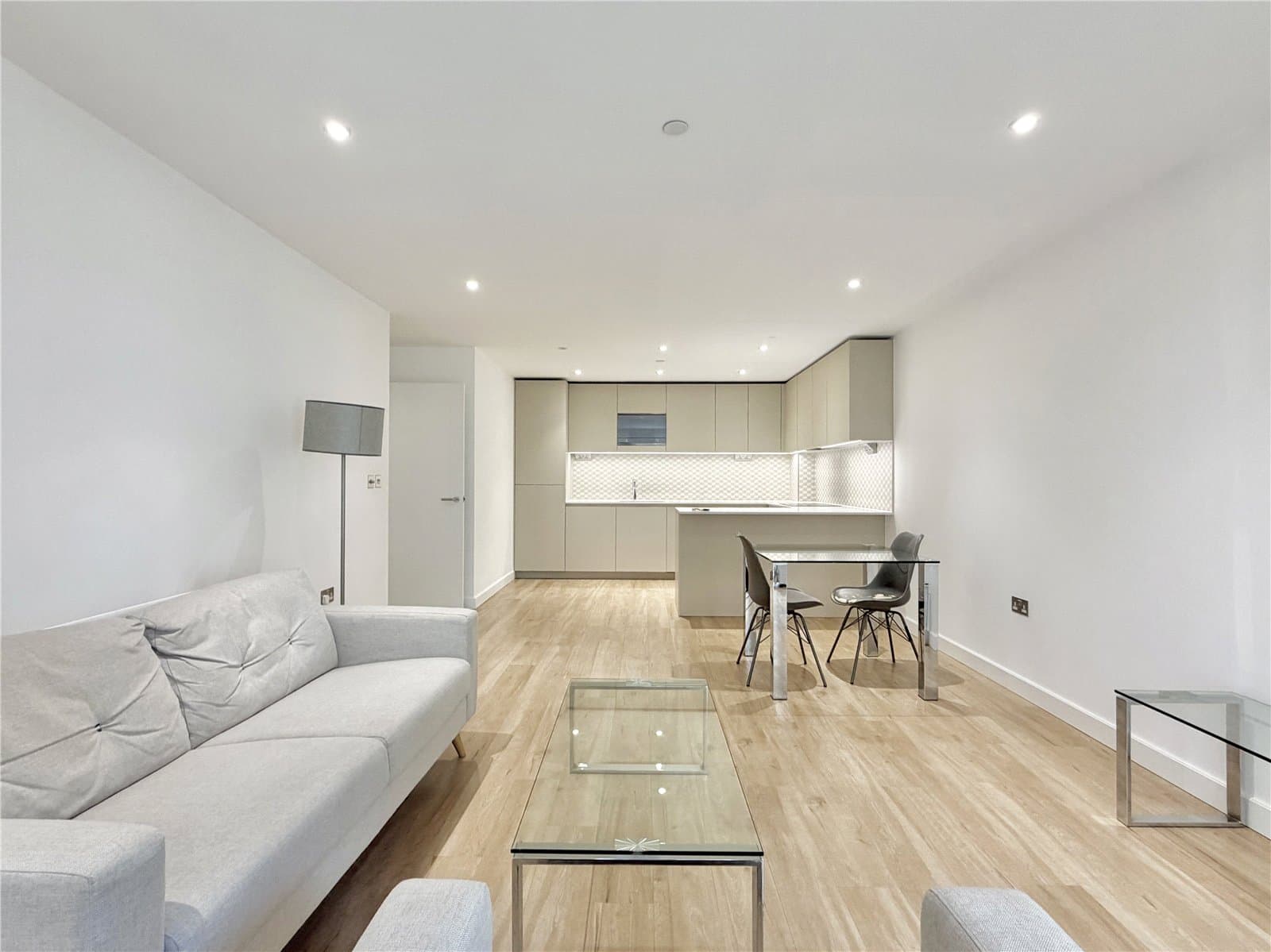 Caversham Road, London, NW9 4DT