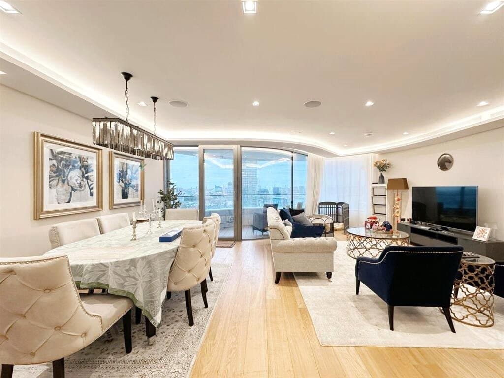 24 Albert Embankment, Vauxhall, London, SE1 7GJ