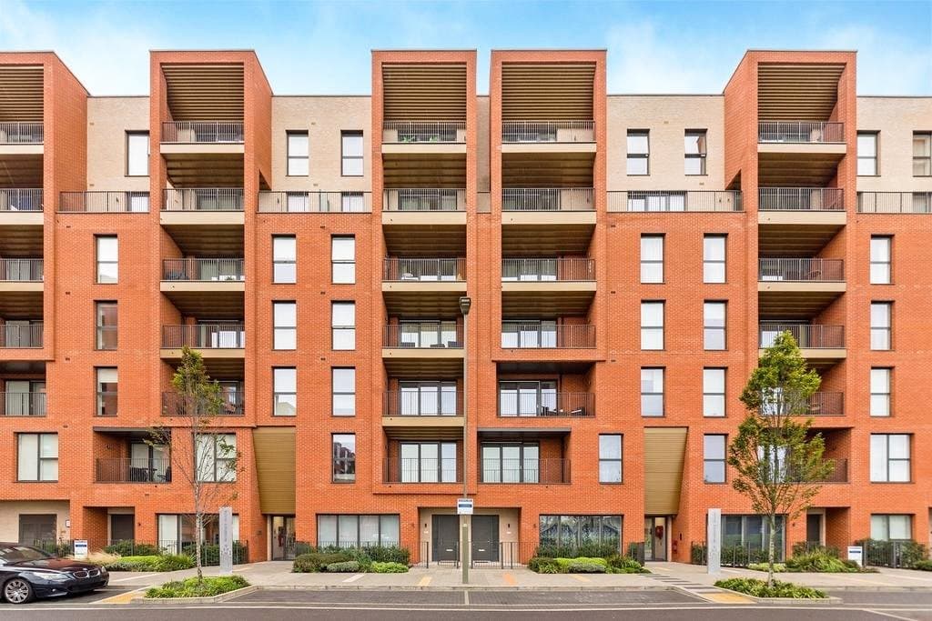 6 Lismore Boulevard, London, NW9 4DB