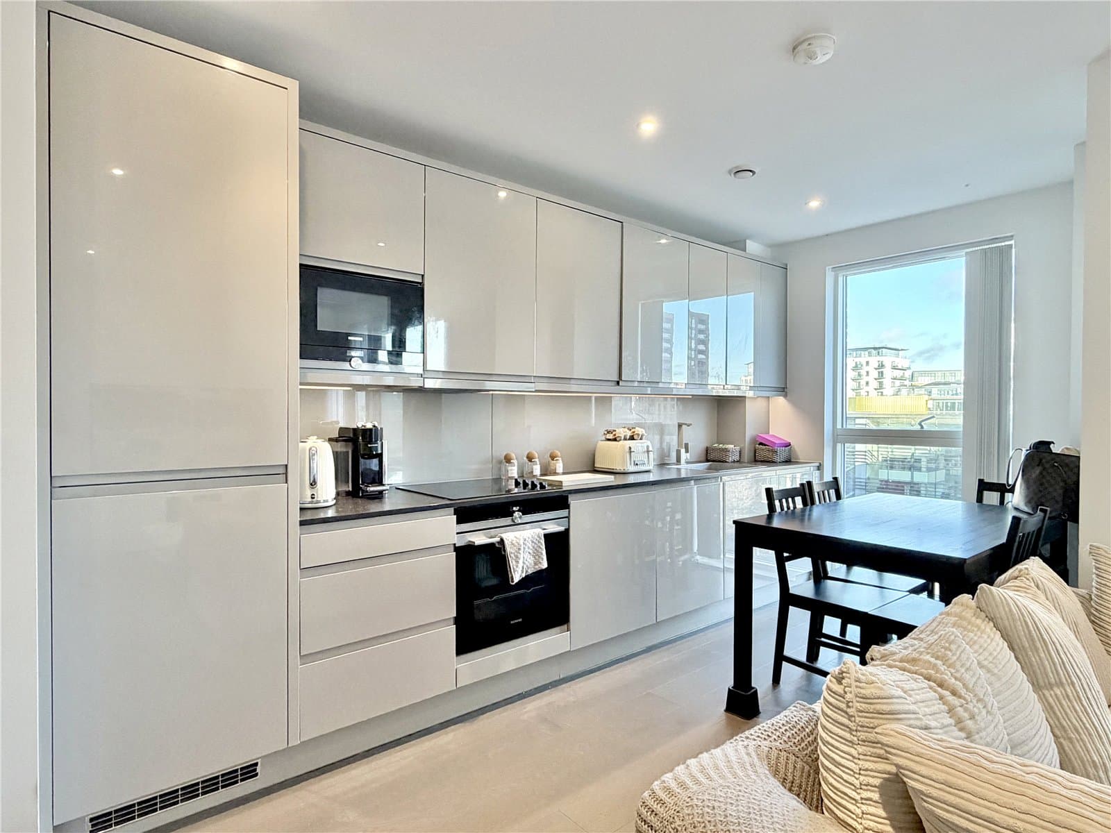 6 Lismore Boulevard, London, NW9 4DB