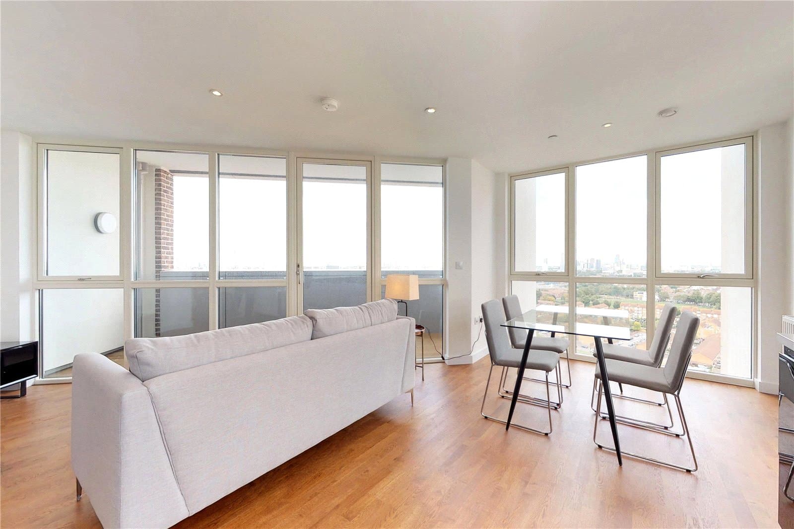 Terry Spinks Place, London, E16 1YG