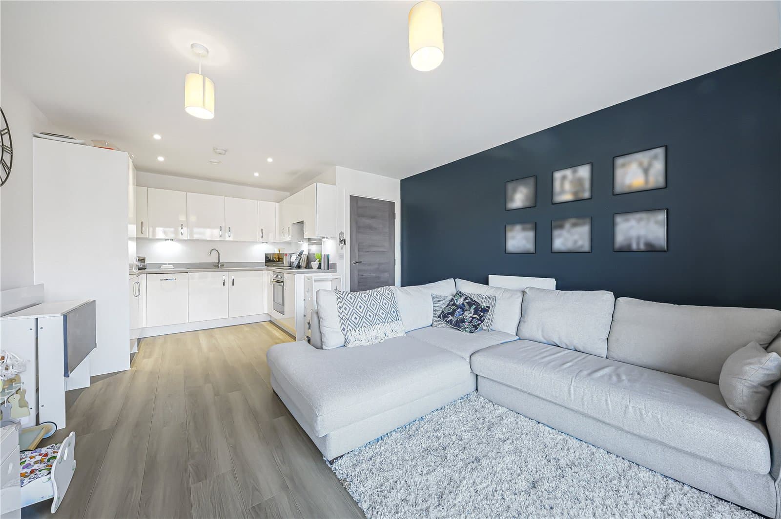 Holmesley Road, Borehamwood, WD6 1AP