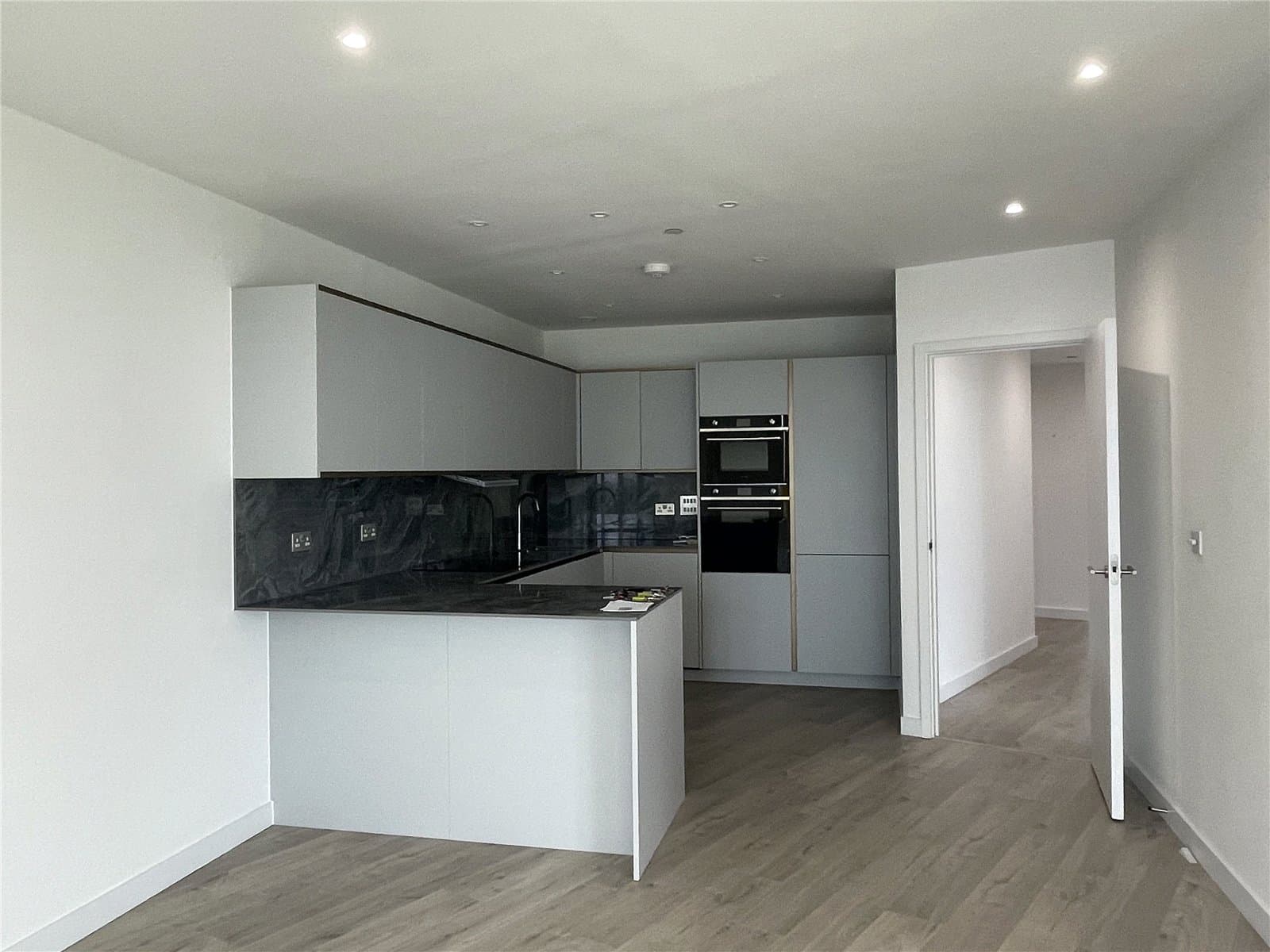 Coster Avenue, London, N4 2WL