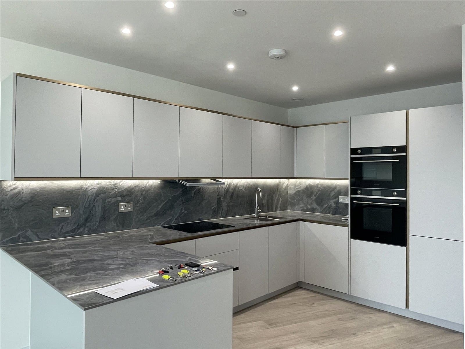 Coster Avenue, London, N4 2WL