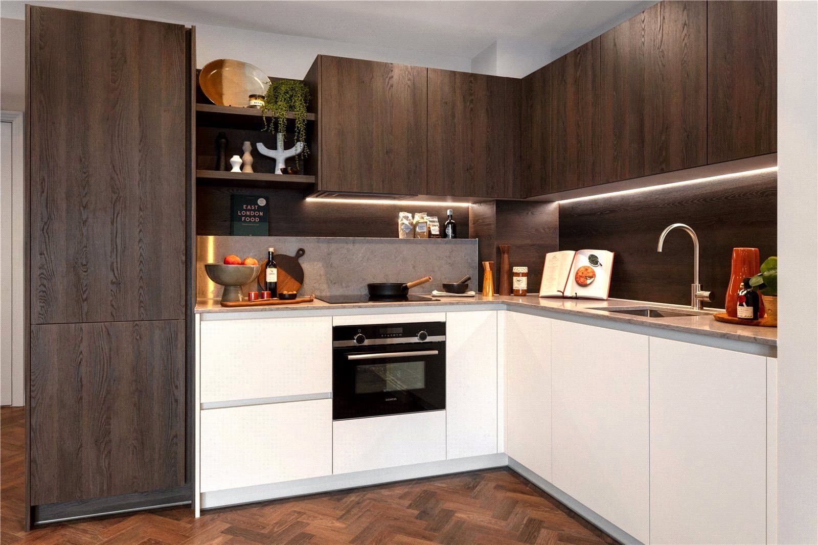 Western Gateway, Royal Docks, London, E16 1YX