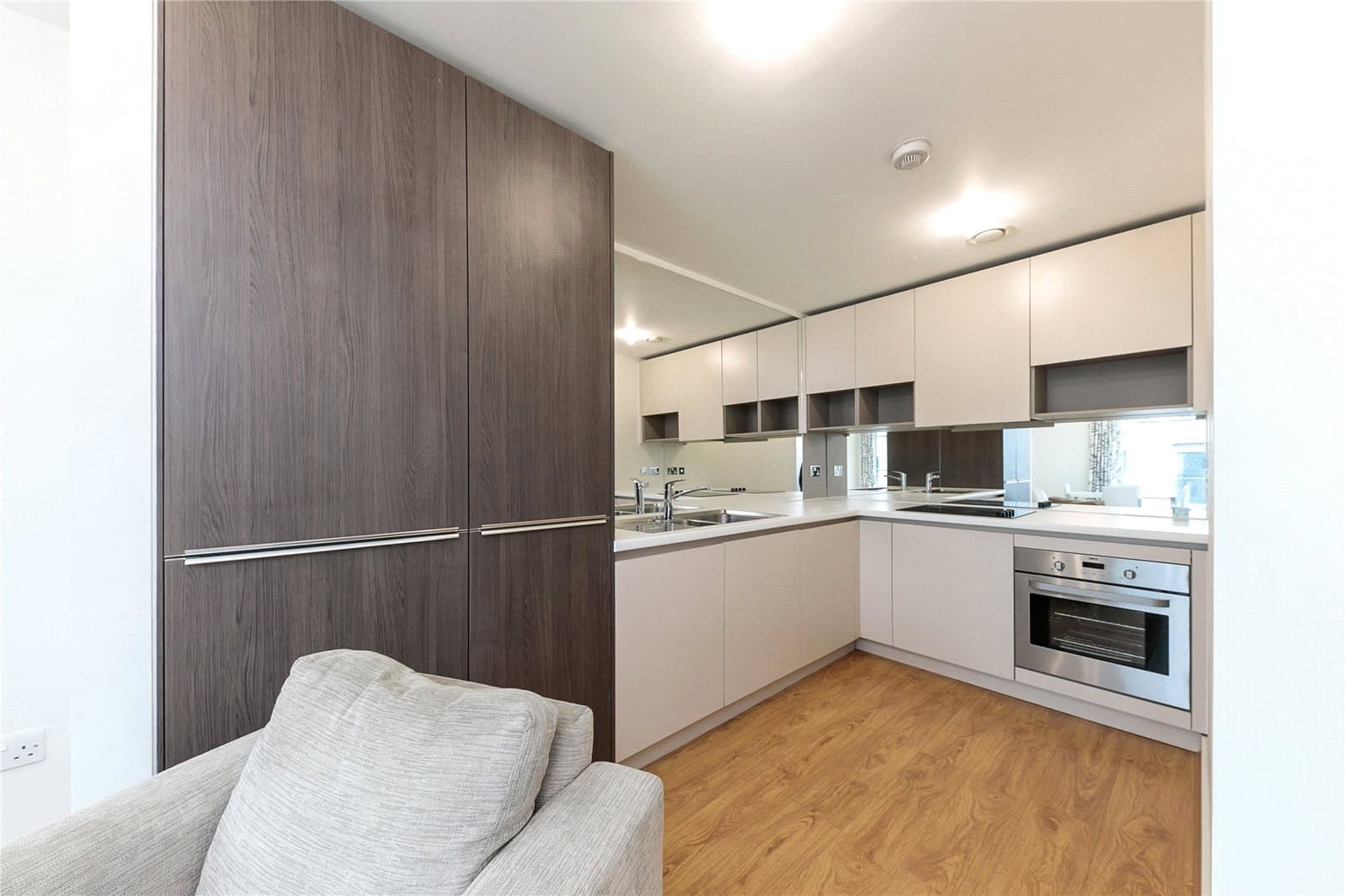 Blackheath Road, London, SE10 8GA